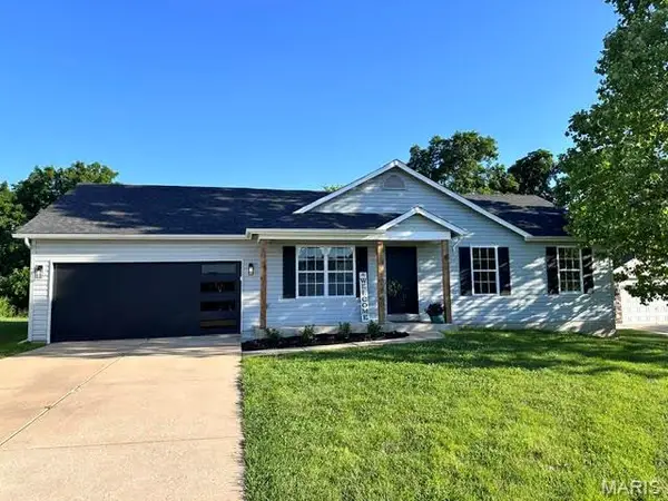 404 Pearl Creek Drive, Wentzville, MO 63385