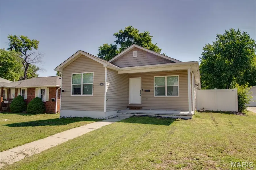 249 S 7th Street, Wood River, IL 62095 - #2