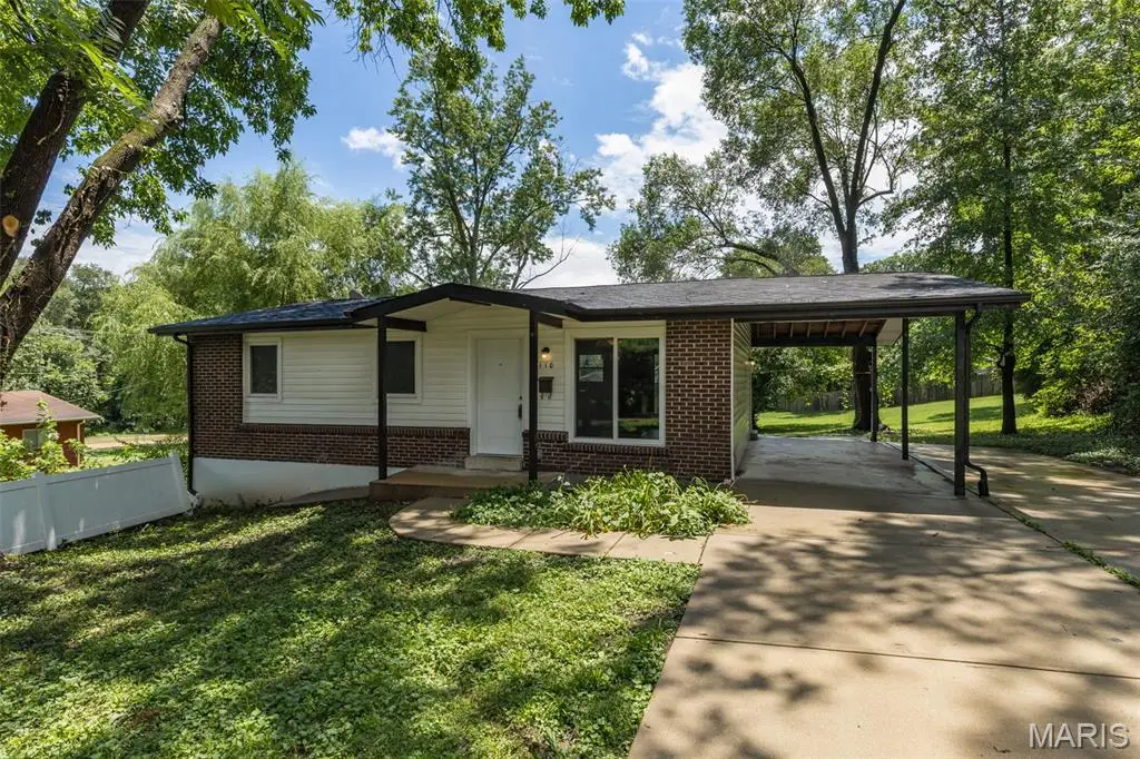 110 E Thornton Avenue, Webster Groves, MO 63119 - #1