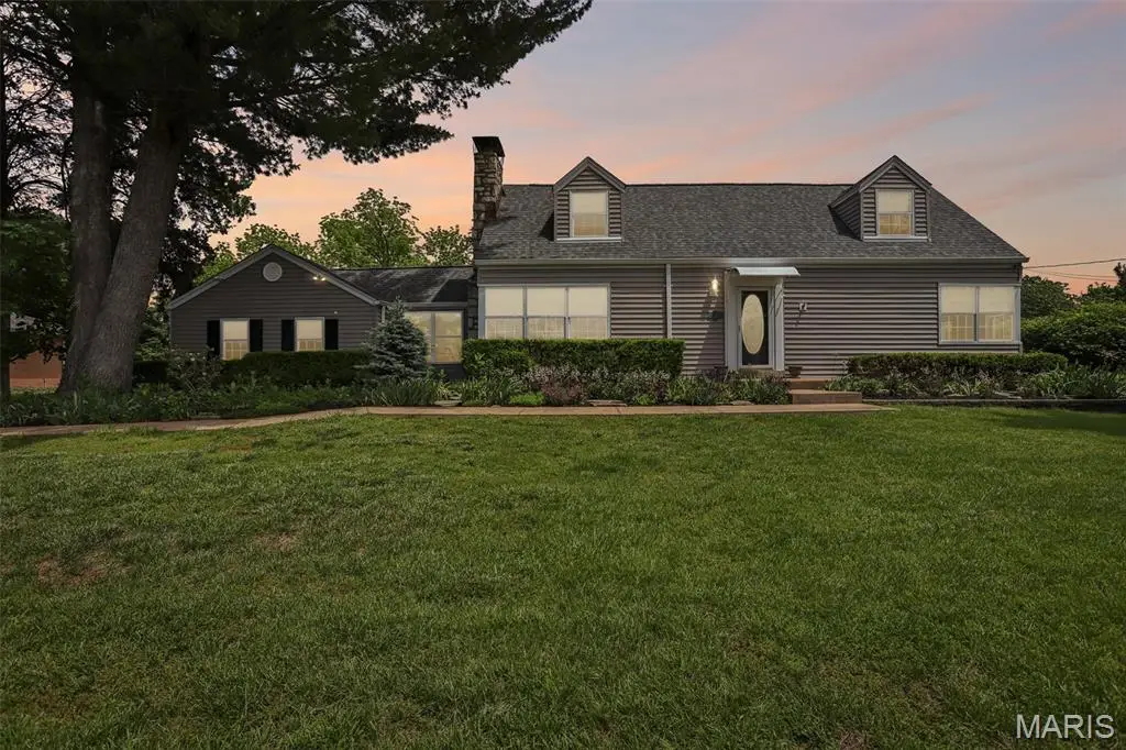 4709 Theiss Road, Saint Louis, MO 63128 - #1
