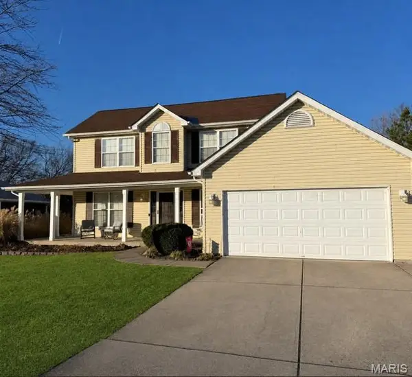 1429 Granite Ridge Drive, St Peters, MO 63303