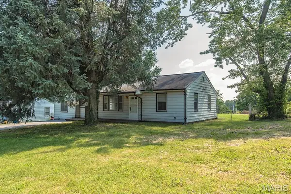 10253 Imperial Drive, St Louis, MO 63136