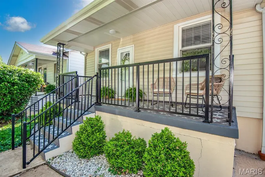 4410 S Spring Avenue, Saint Louis, MO 63116 - #2