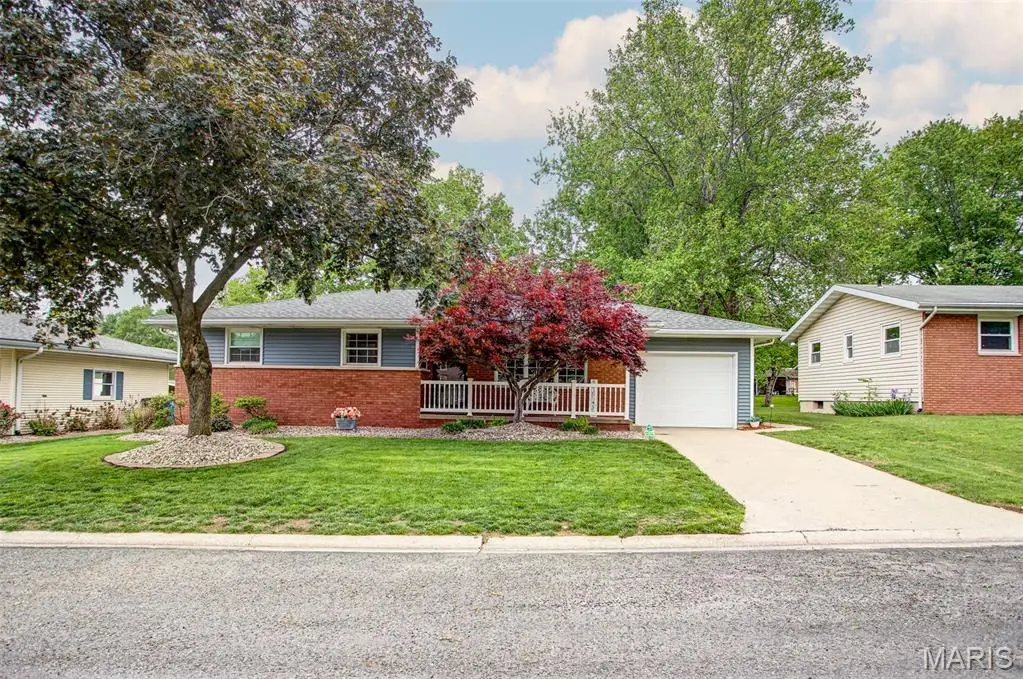 2101 Saint Michael Court, Highland, IL 62249 - #1