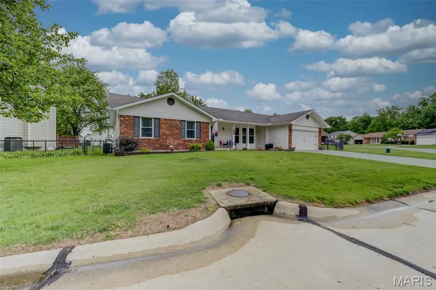 602 Settlers Circle, Saint Peters, MO 63376 - #3