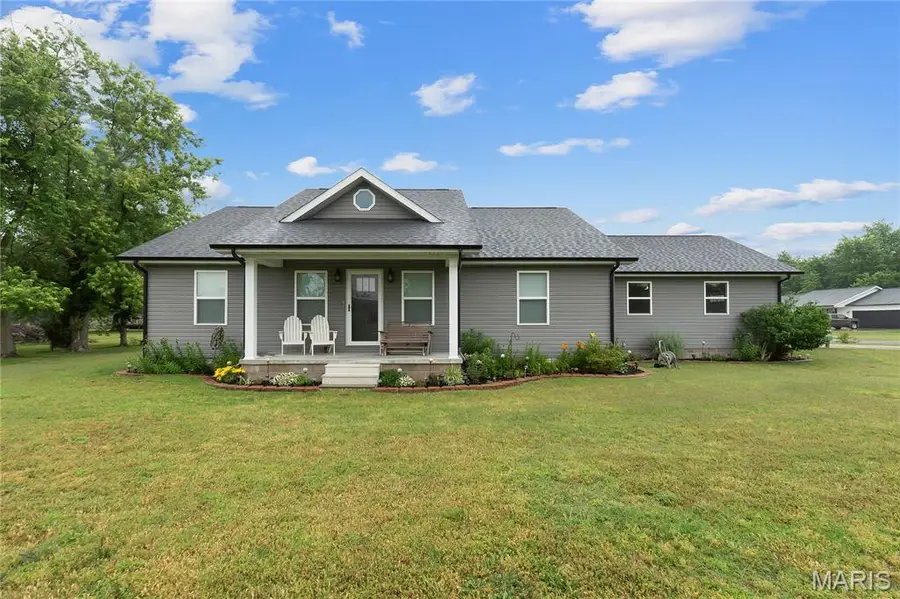 402 Garner Street, Sikeston, MO 63801 - #2