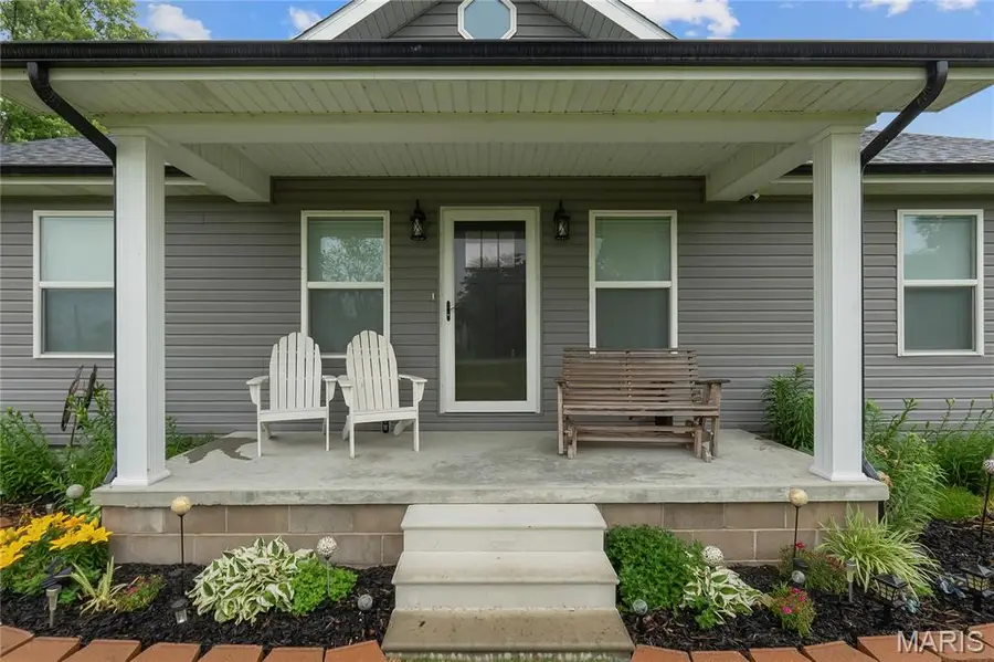 402 Garner Street, Sikeston, MO 63801 - #3