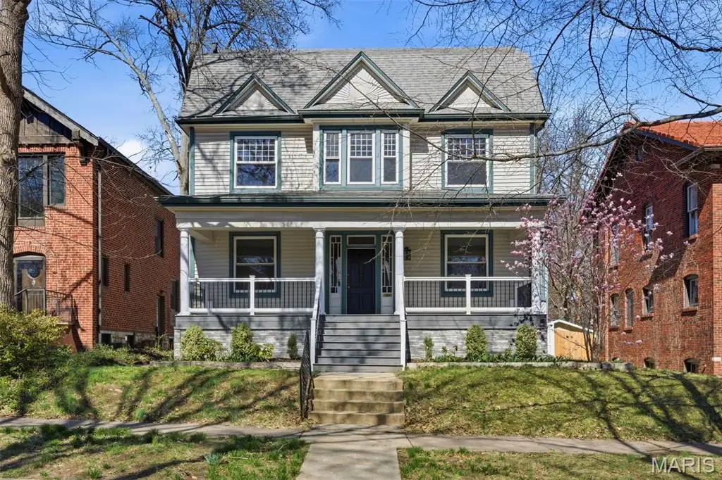 7065 Waterman Avenue, University City, MO 63130 - #1