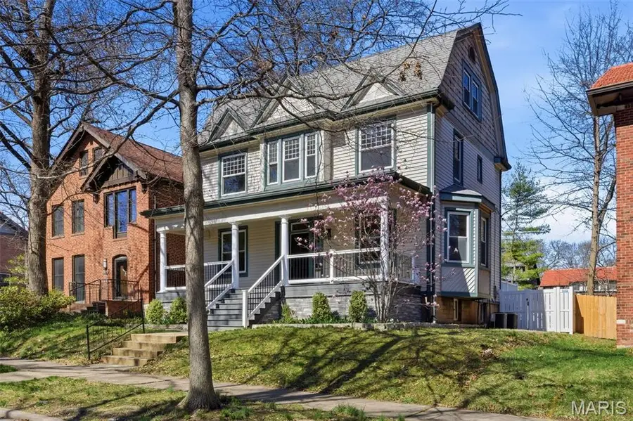 7065 Waterman Avenue, University City, MO 63130 - #2