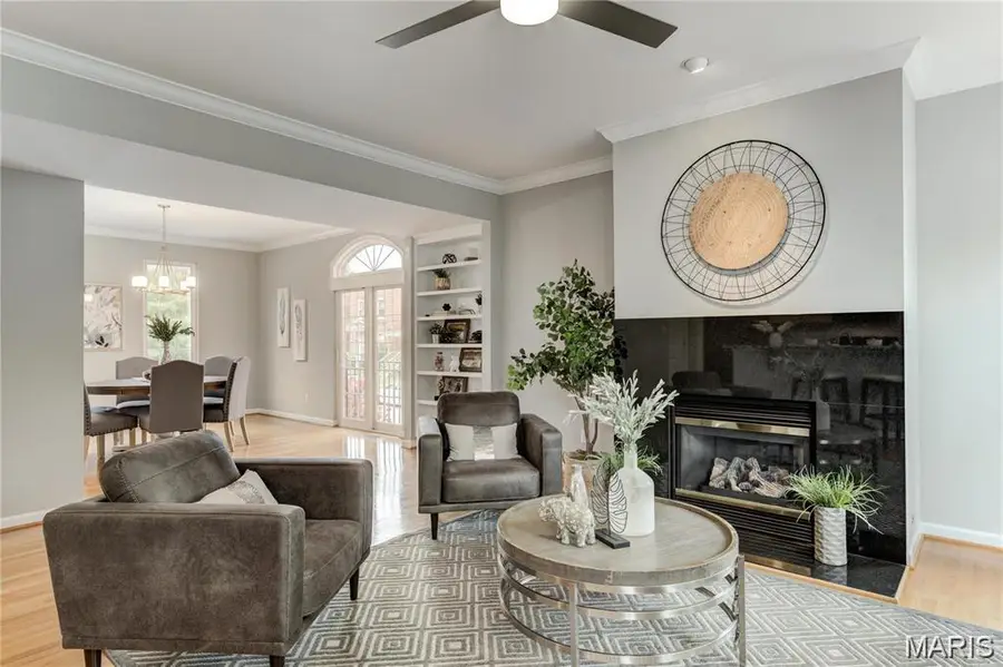2113 Dogtown Walk, Saint Louis, MO 63139 - #3