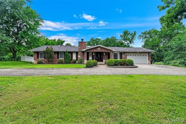 2695 E Rock Creek Road, Arnold, MO 63010
