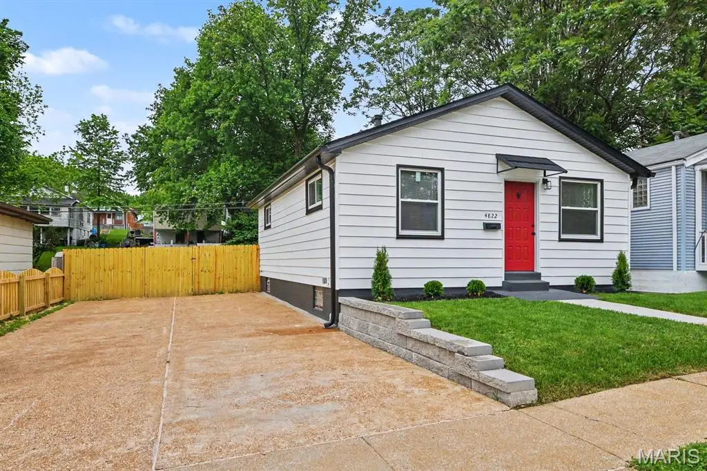 4822 Hamburg Avenue, Saint Louis, MO 63123 - #1