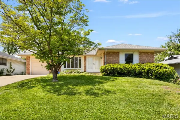1667 Schulte Hill Drive, Maryland Heights, MO 63043