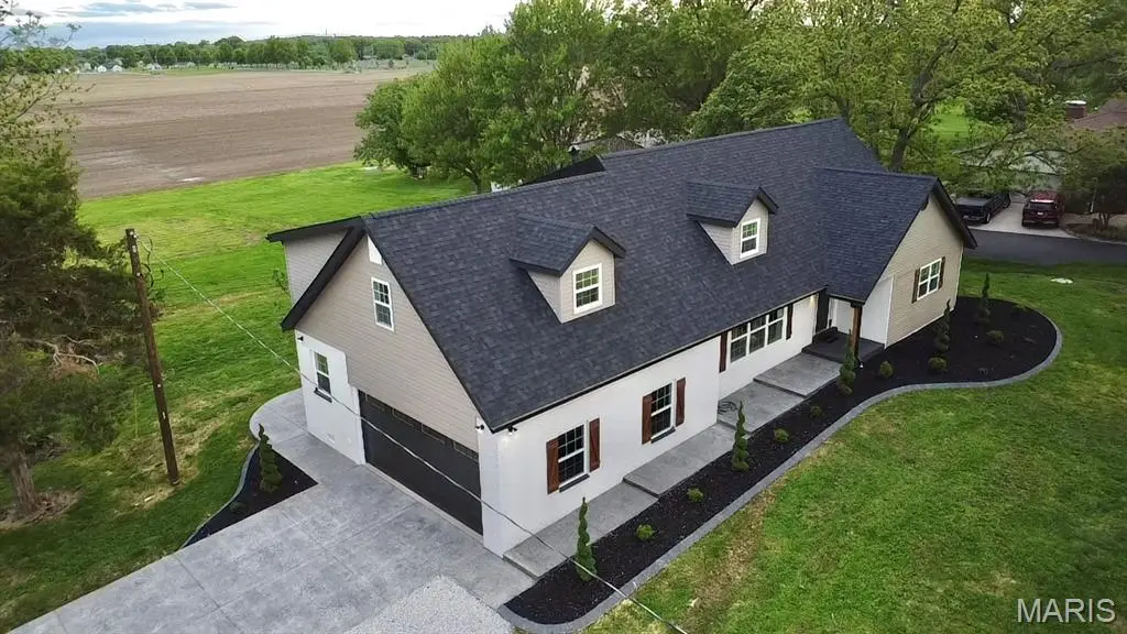 13102 Trestle Road, Highland, IL 62249 - #1