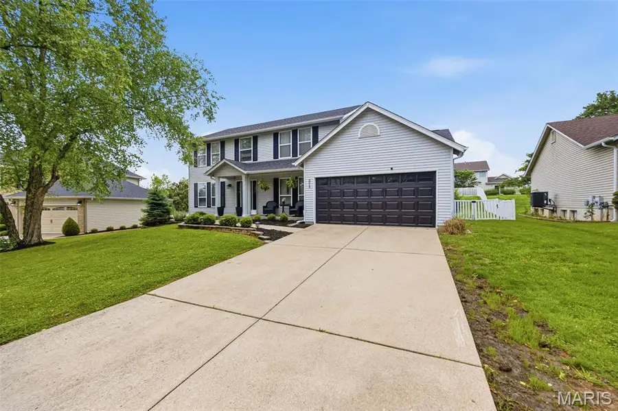 5014 Royal Burgess Drive, Saint Peters, MO 63304 - #3