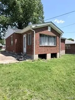 120 Madonna Drive, Saint Louis, MO 63121 - #2