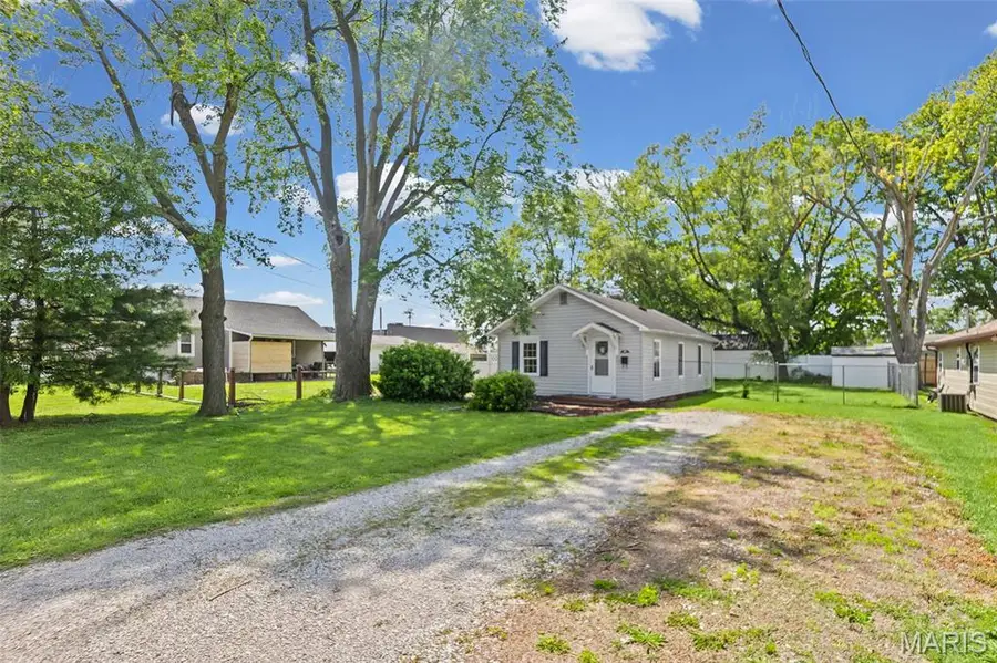 570 Shellview Street, Bethalto, IL 62010 - #2