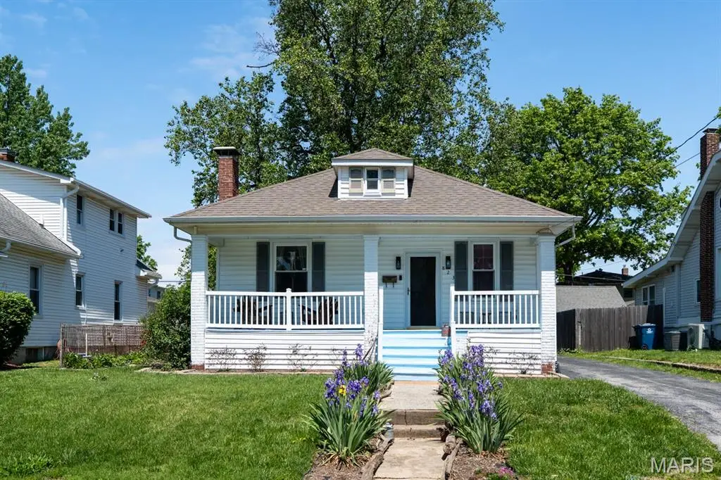 823 Douglas Street, Alton, IL 62002 - #1