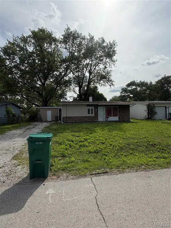 1116 Saint Helena Drive, Cahokia, IL 62206