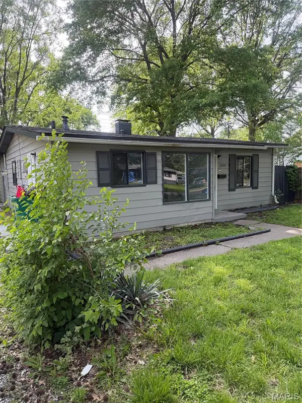 1314 Saint Raphael Street, Cahokia, IL 62206