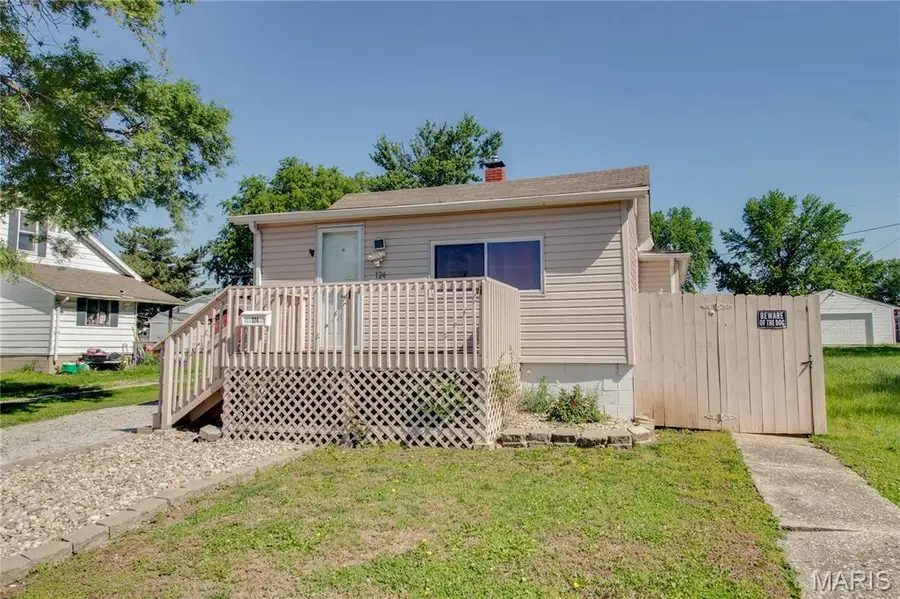 124 E 7th Street, Roxana, IL 62084 - #3