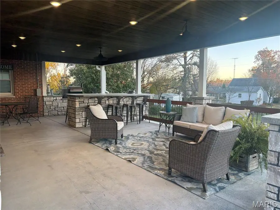 401 E Sainte Marie Street, Perryville, MO 63775 - #2