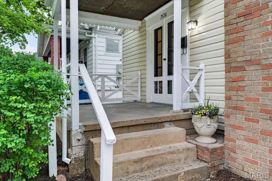 7574 Ellis Avenue, Maplewood, MO 63143 - #3