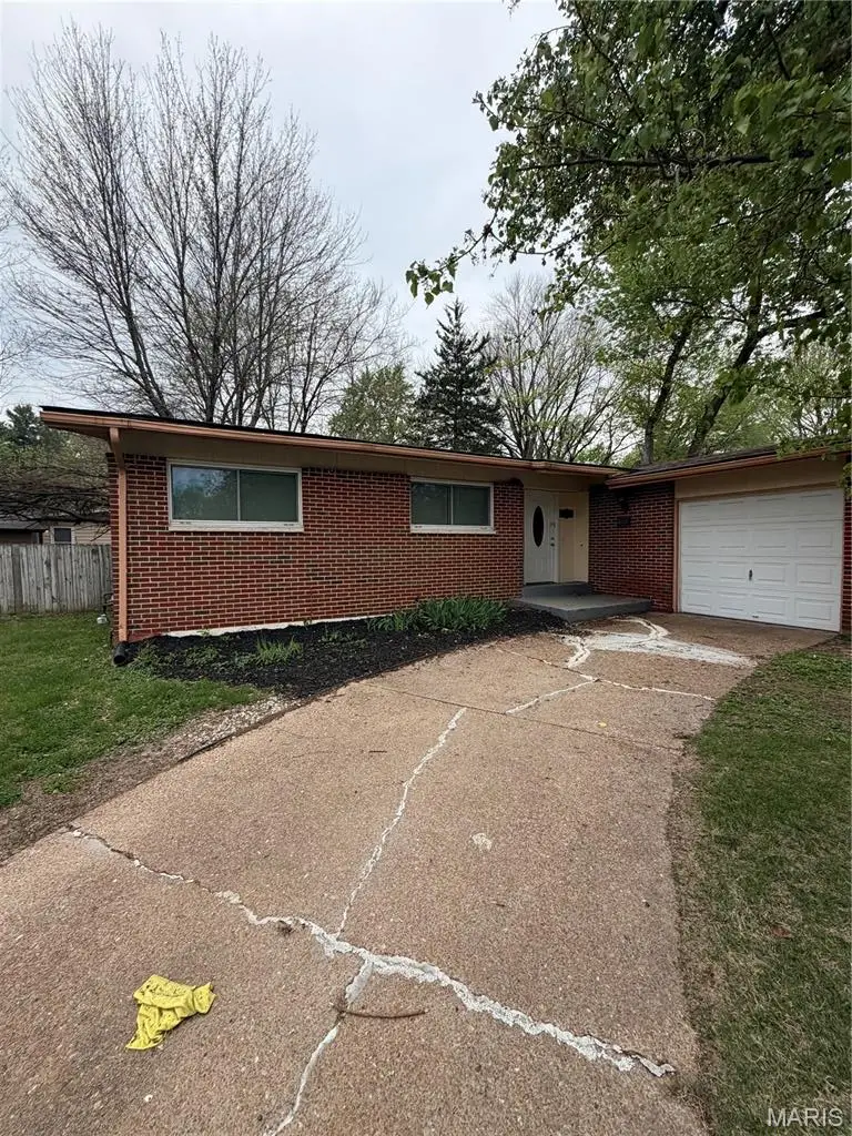 1190 Cheyenne Drive, Saint Louis, MO 63033 - #1