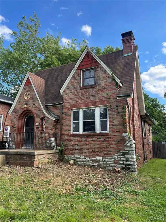 7330 Shaftesbury Avenue, Saint Louis, MO 63130 - #2