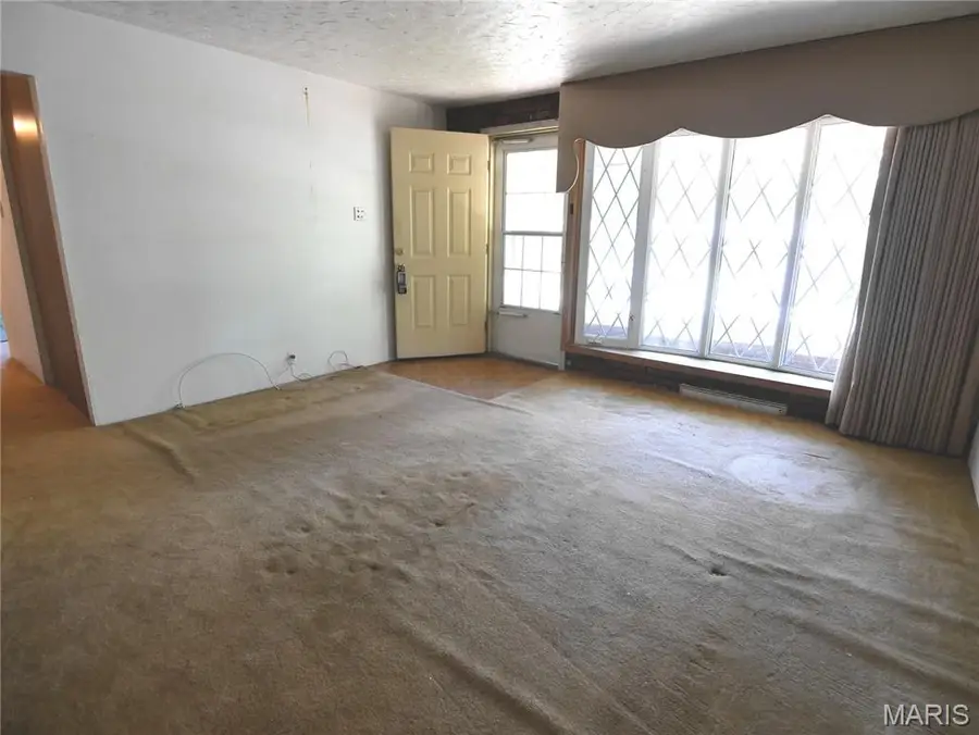 10412 Viscount Drive, Saint Louis, MO 63136 - #2