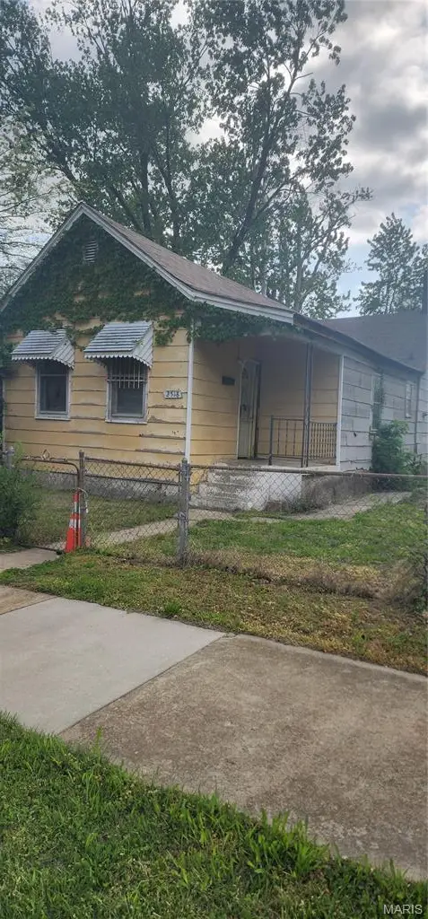 2518 Whittier Street, St Louis, MO 63113