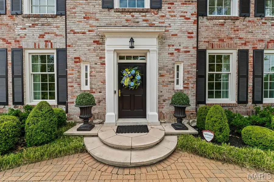 14 Briarcliff, Ladue, MO 63124 - #2