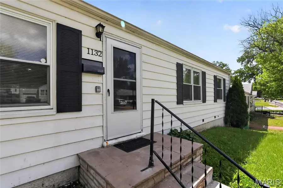 1132 Darr Drive, Saint Louis, MO 63137 - #3
