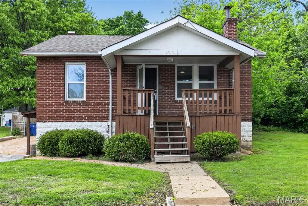 2313 Elco Avenue, Saint Louis, MO 63114 - #1