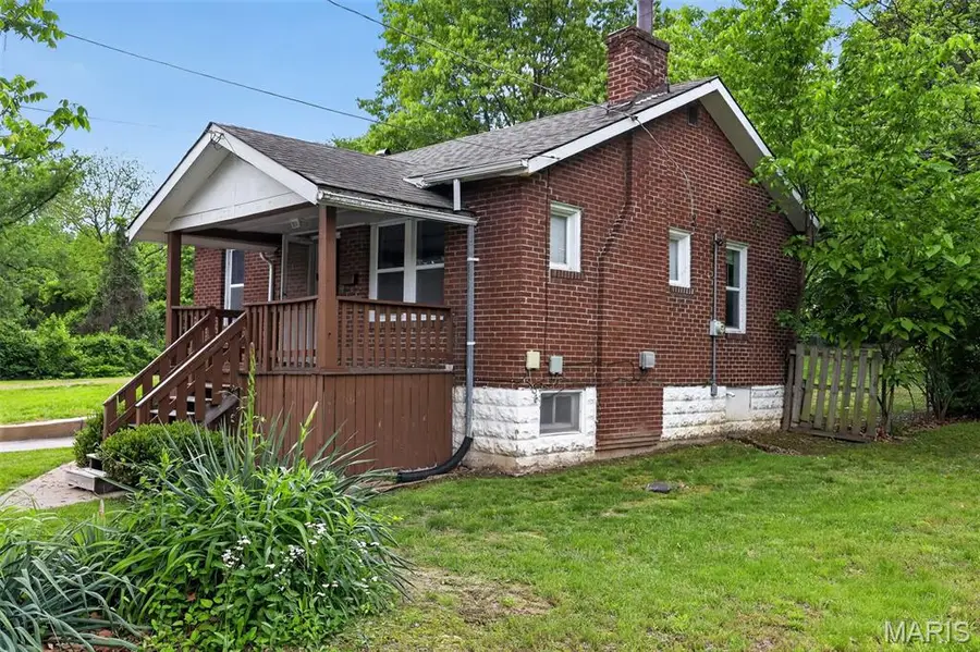2313 Elco Avenue, Saint Louis, MO 63114 - #3