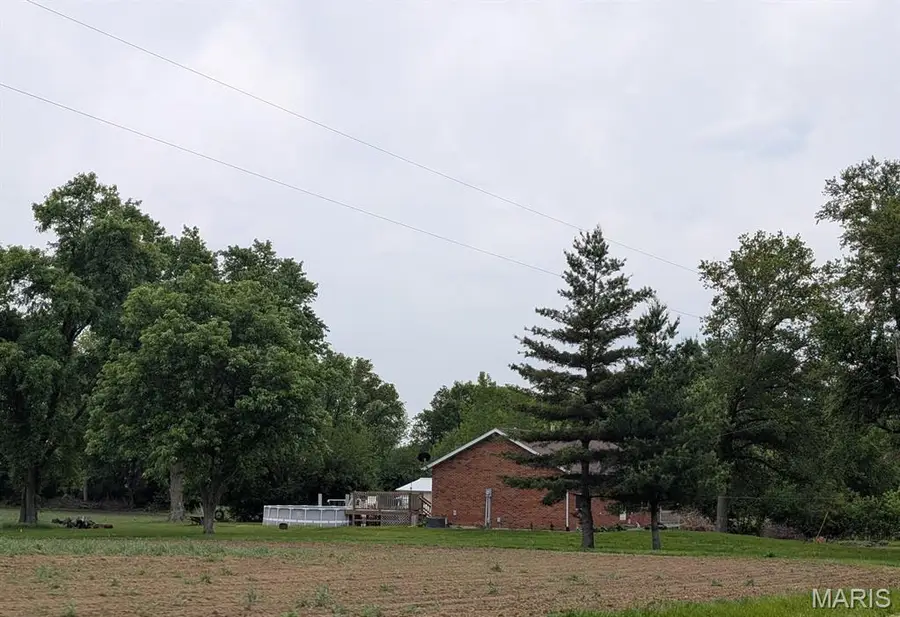 6906 Holcomb School Road, Freeburg, IL 62243 - #2