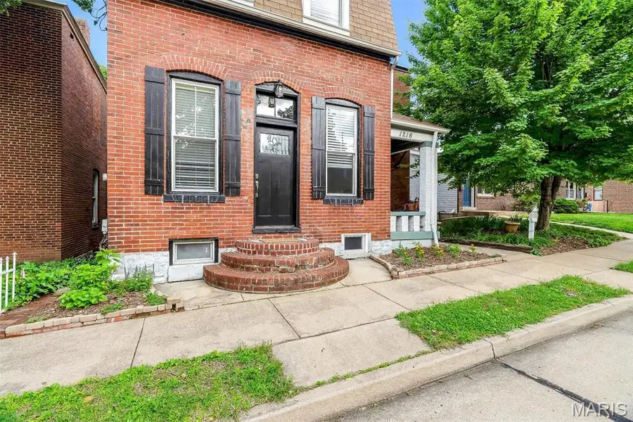 1216 N 5th Street, Saint Charles, MO 63301 - #2