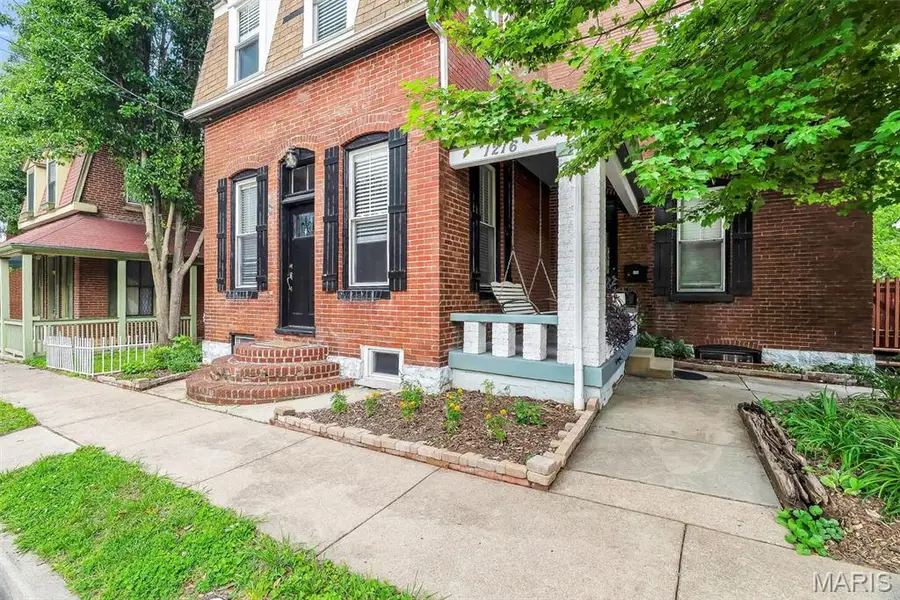 1216 N 5th Street, Saint Charles, MO 63301 - #3