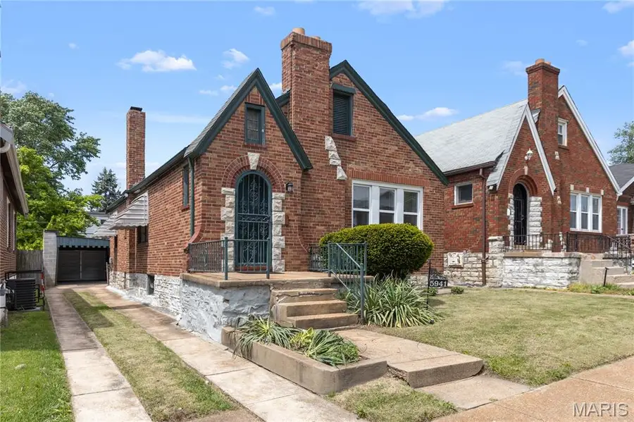 5941 Park Lane, Saint Louis, MO 63147 - #2