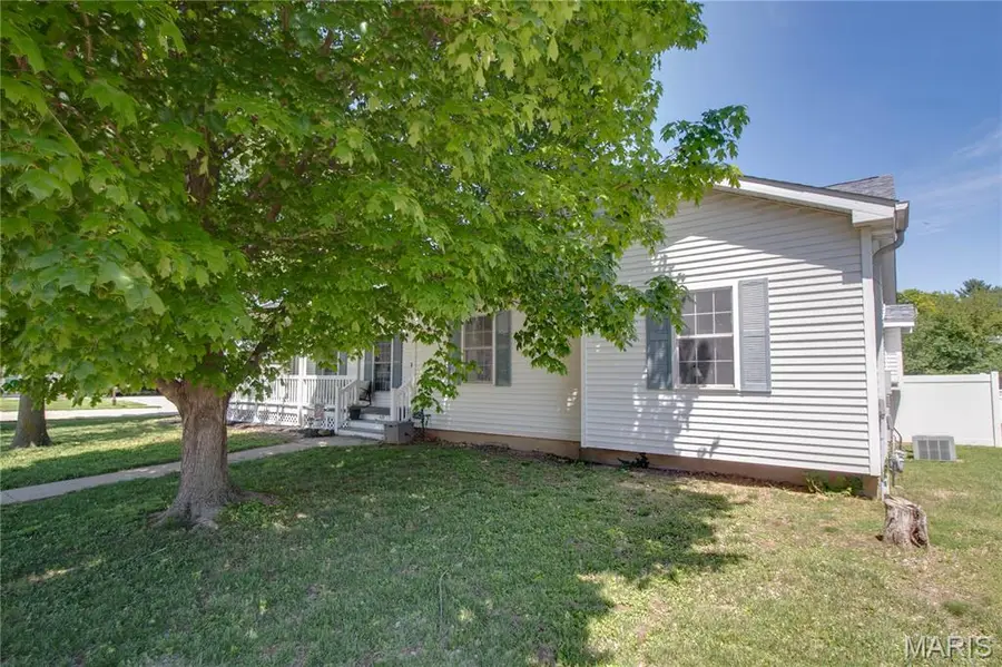 419 Geaschel Drive, Caseyville, IL 62232 - #2