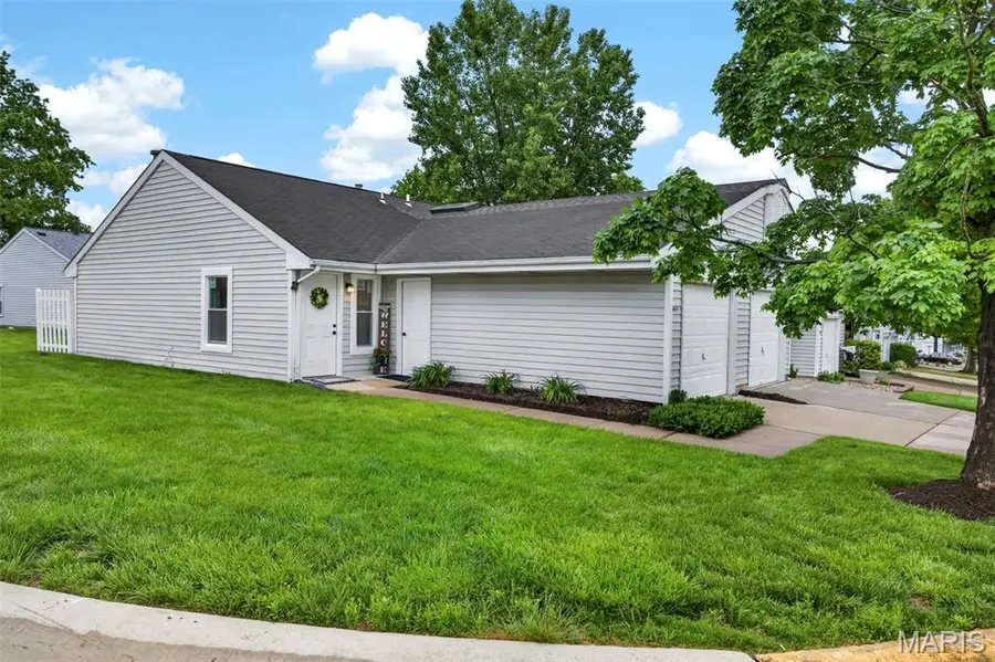 1611 Claydell Drive #18, Saint Peters, MO 63376 - #2