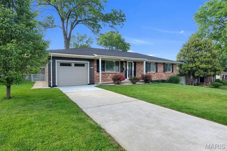 2261 Eleanor Kay Drive, Lemay, MO 63125 - #2