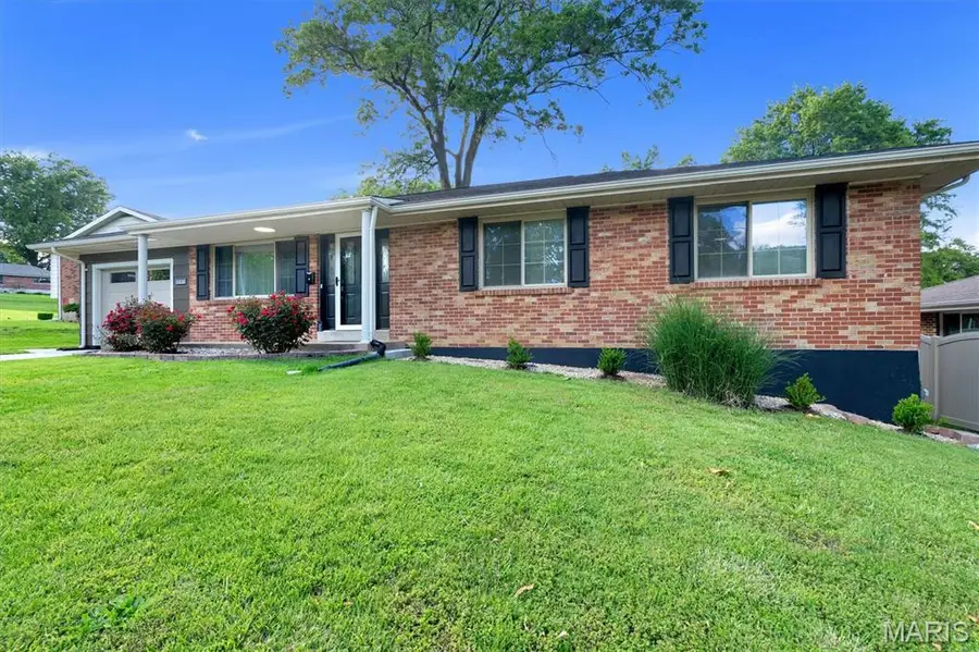 2261 Eleanor Kay Drive, Lemay, MO 63125 - #3