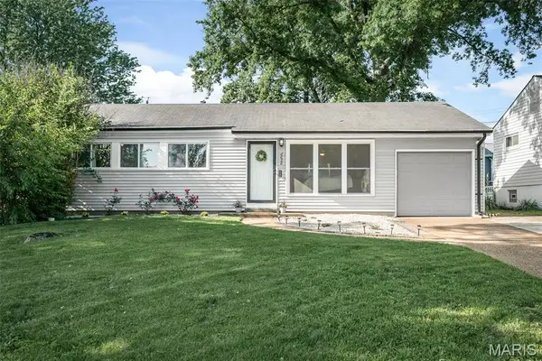 6626 Ashbury Drive, Affton, MO 63123