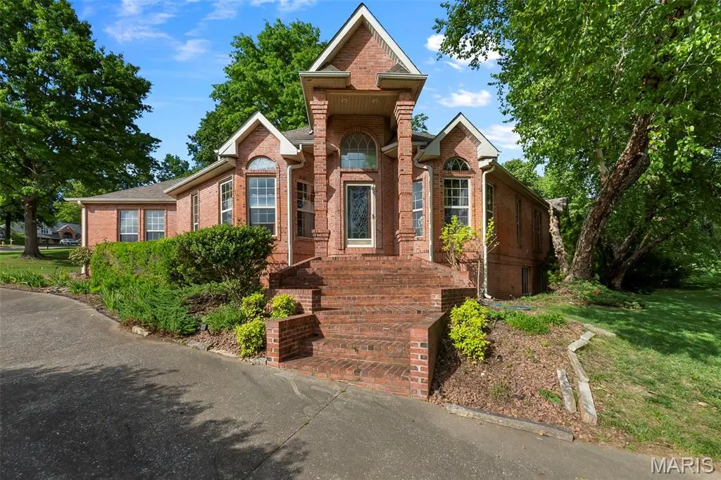 2204 Crown Point Drive, Cape Girardeau, MO 63701 - #1