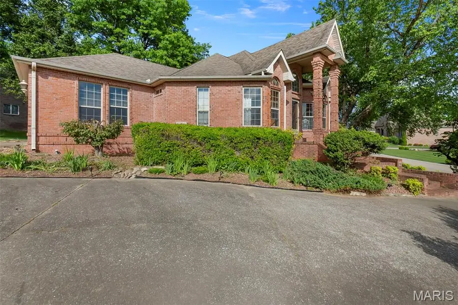 2204 Crown Point Drive, Cape Girardeau, MO 63701 - #2