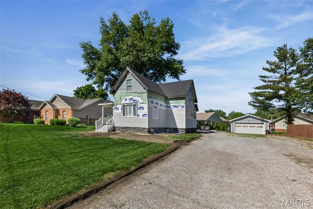 603 N Hickory Street, Smithton, IL 62285 - #1