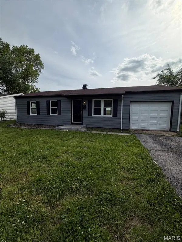 60 W Adams Drive, Cahokia, IL 62206