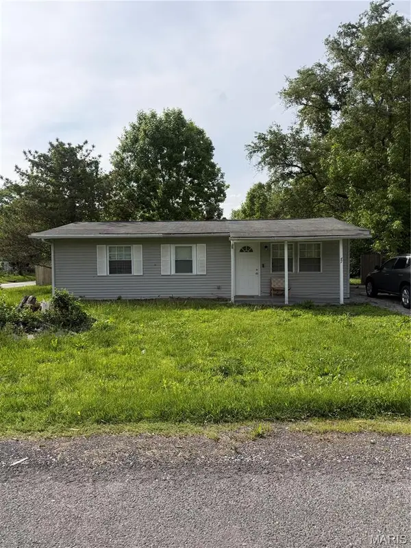 47 Delano Drive, Cahokia, IL 62206