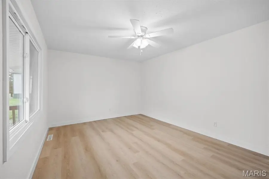 512 E Park Street, Bunker Hill, IL 62014 - #3